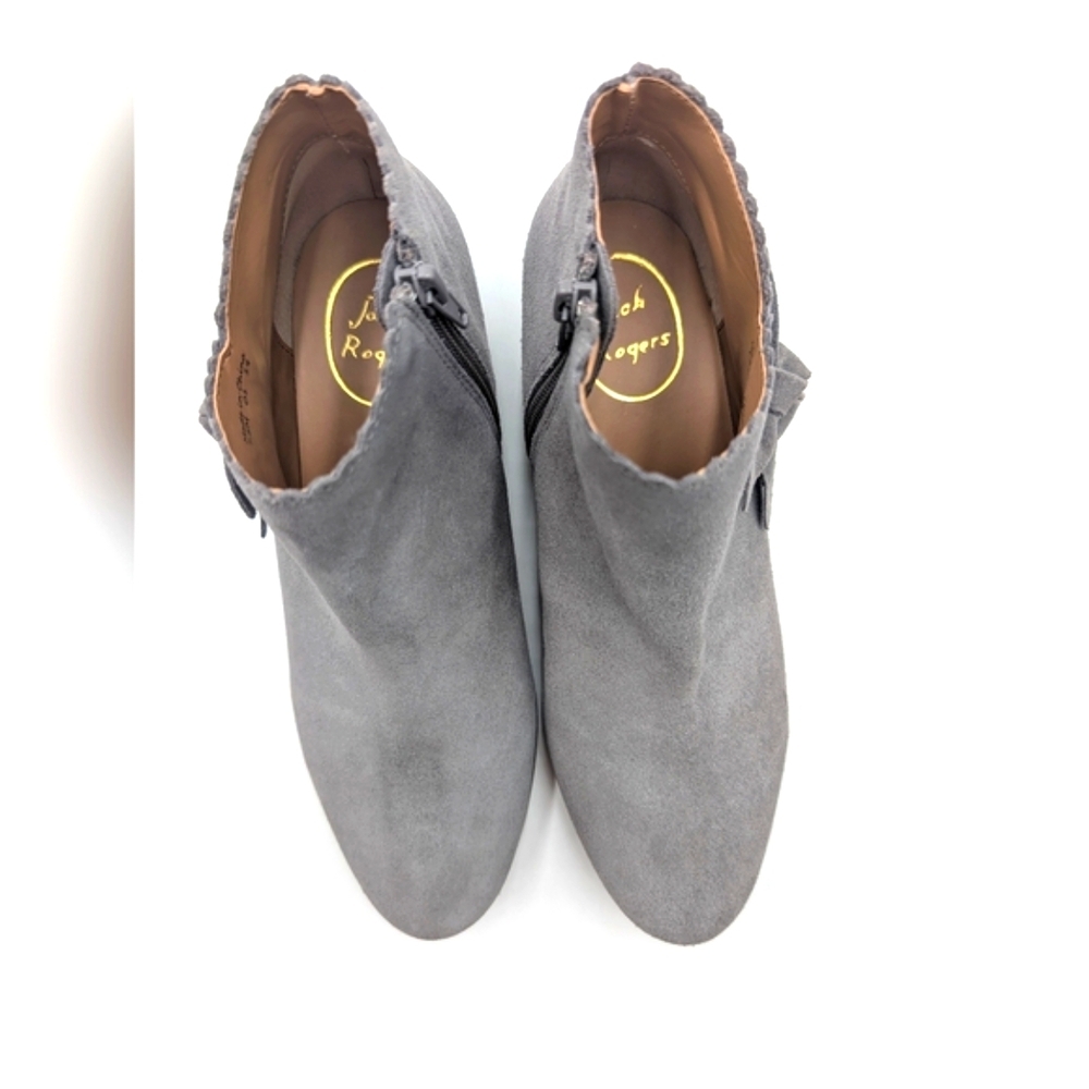 Jack Rogers Kali Grey Suede Ankle Bootie Sz US 7.5M/EU 38 Scalloped Trim withBow - Picture 11 of 17